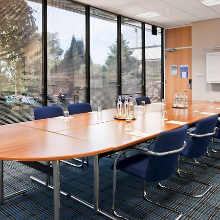 Holiday Inn Runcorn M56 Junction 12 By Ihg Εξωτερικό φωτογραφία