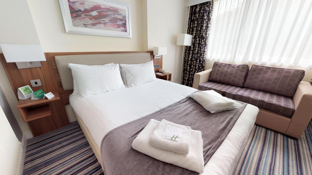 Holiday Inn Runcorn M56 Junction 12 By Ihg Εξωτερικό φωτογραφία