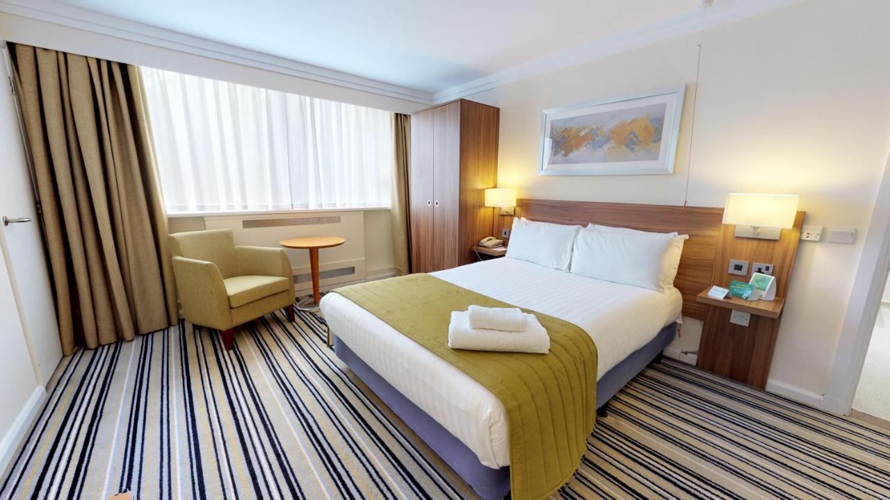 Holiday Inn Runcorn M56 Junction 12 By Ihg Εξωτερικό φωτογραφία