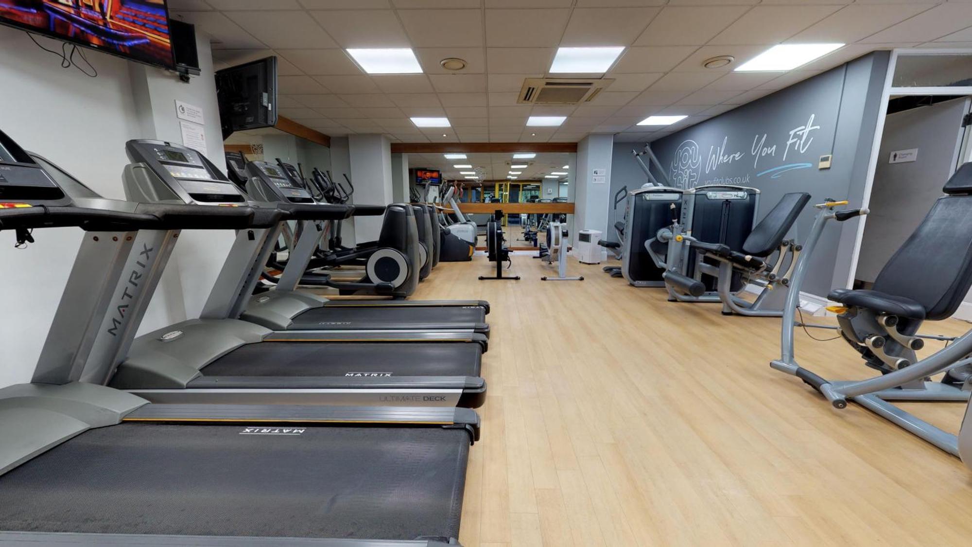 Holiday Inn Runcorn M56 Junction 12 By Ihg Εξωτερικό φωτογραφία