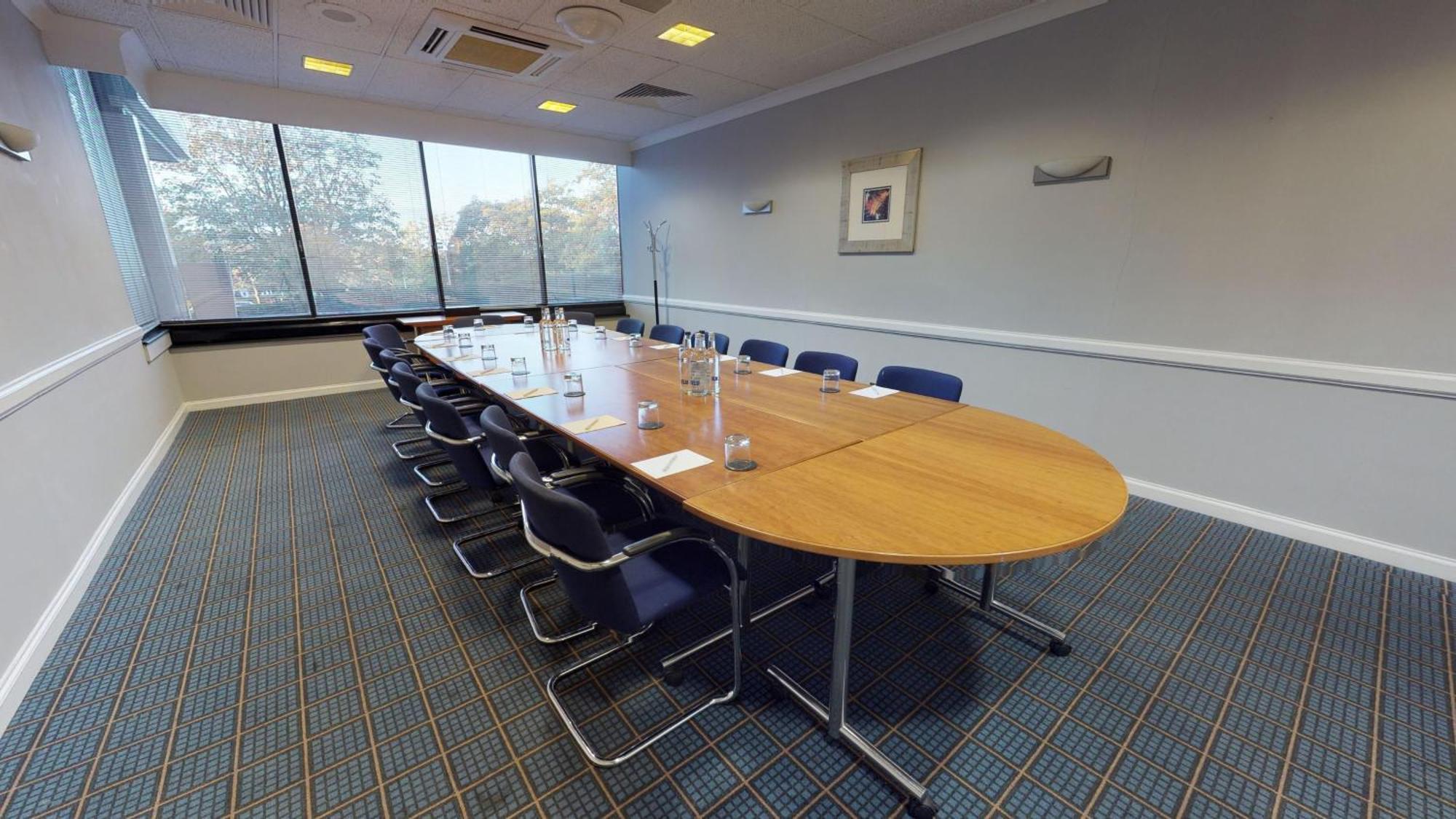 Holiday Inn Runcorn M56 Junction 12 By Ihg Εξωτερικό φωτογραφία