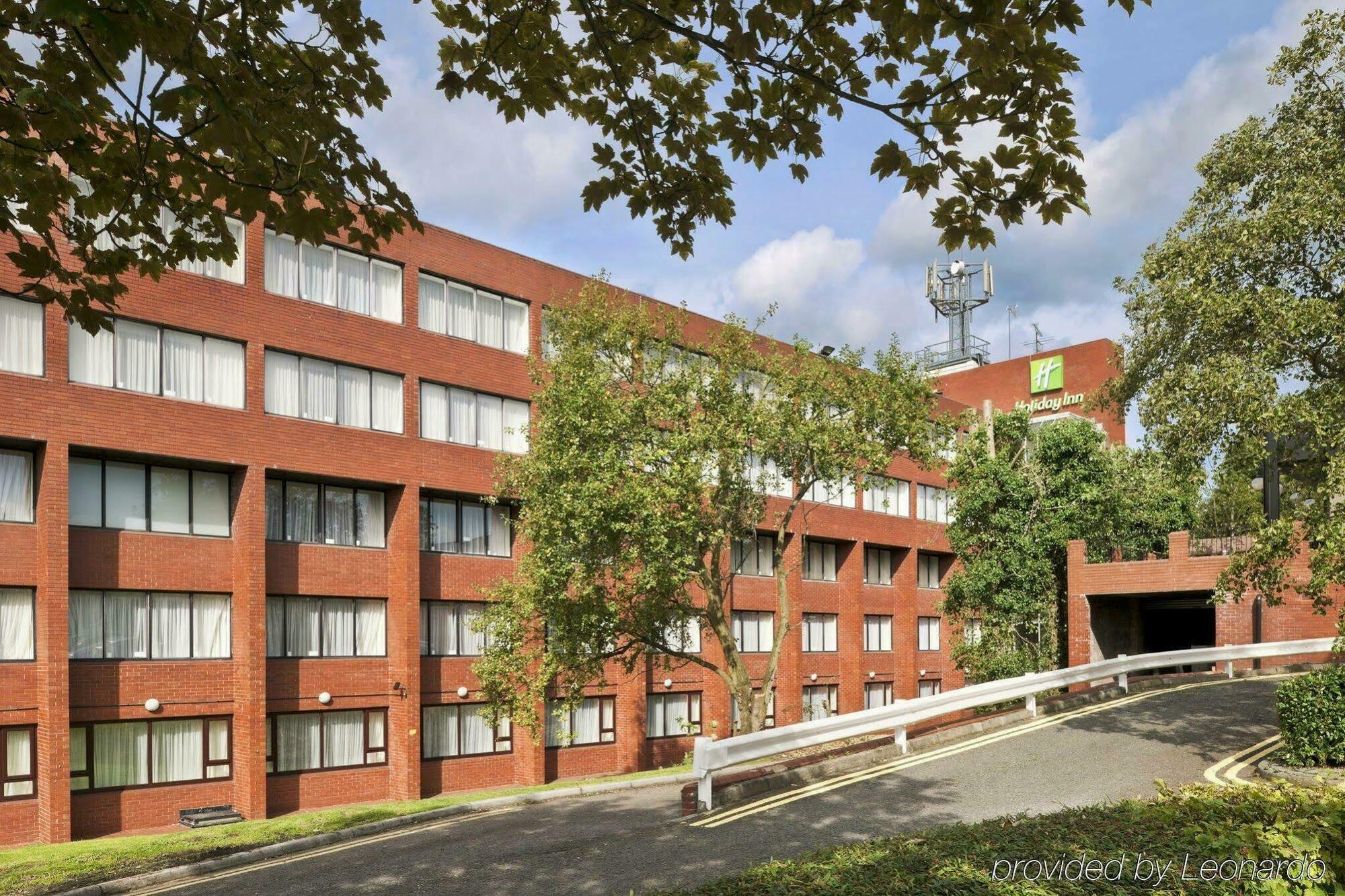 Holiday Inn Runcorn M56 Junction 12 By Ihg Εξωτερικό φωτογραφία